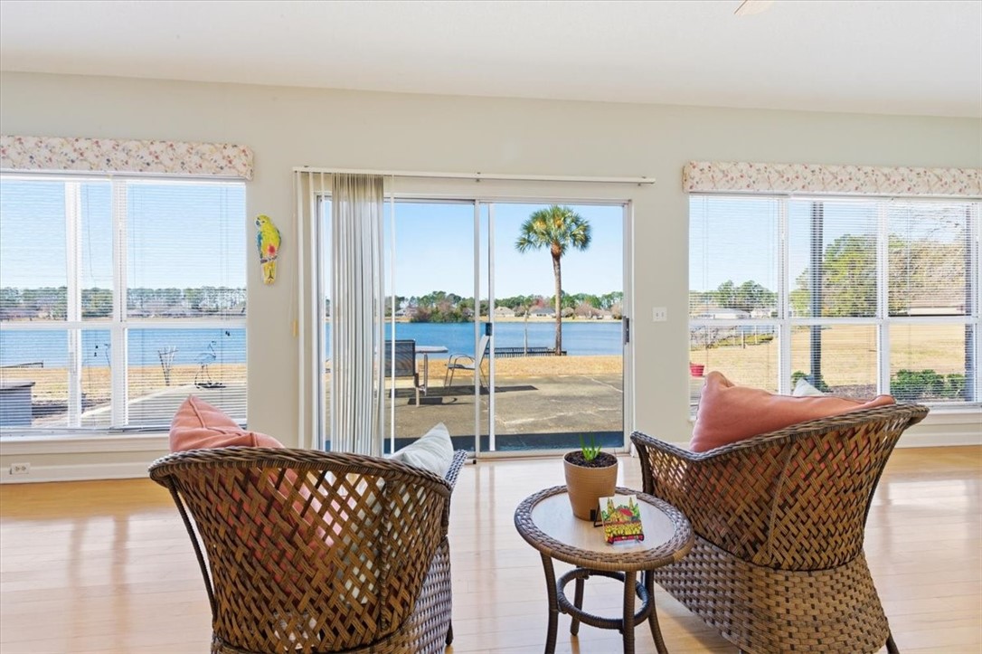 2127 Charing Cross, Unit CROSS Brunswick, GA 31525 - Photo 22 of 54 Sun Room