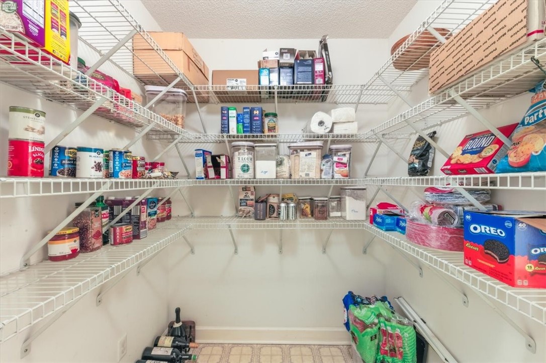 2127 Charing Cross, Unit CROSS Brunswick, GA 31525 - Photo 45 of 54 Pantry