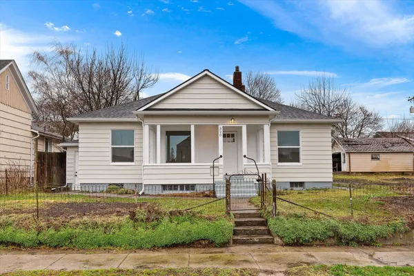 $269,900 | 320 South Crosby Street, Tekoa, WA 99033