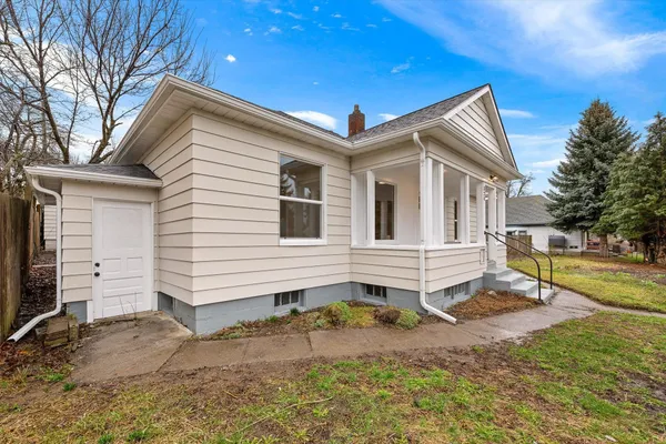 $269,900 | 320 South Crosby Street, Tekoa, WA 99033