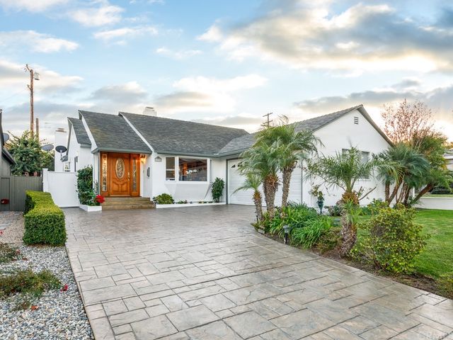 $1,275,000 | 1030 East Acacia Avenue, El Segundo, CA 90245
