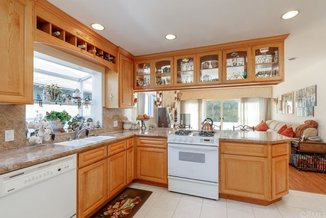 $1,275,000 | 1030 East Acacia Avenue, El Segundo, CA 90245