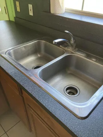 $68,500 | 305 Southeast 8th, Plainview, TX 79072