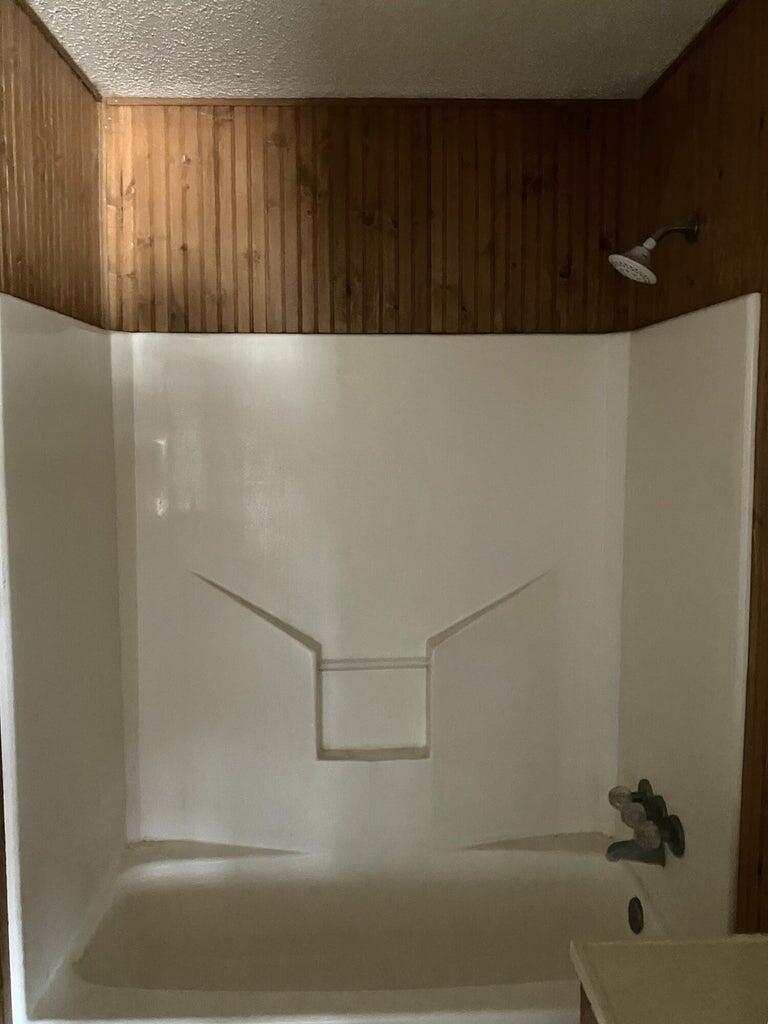 305 Southeast 8th Plainview, TX 79072 - Photo 27 of 63 27