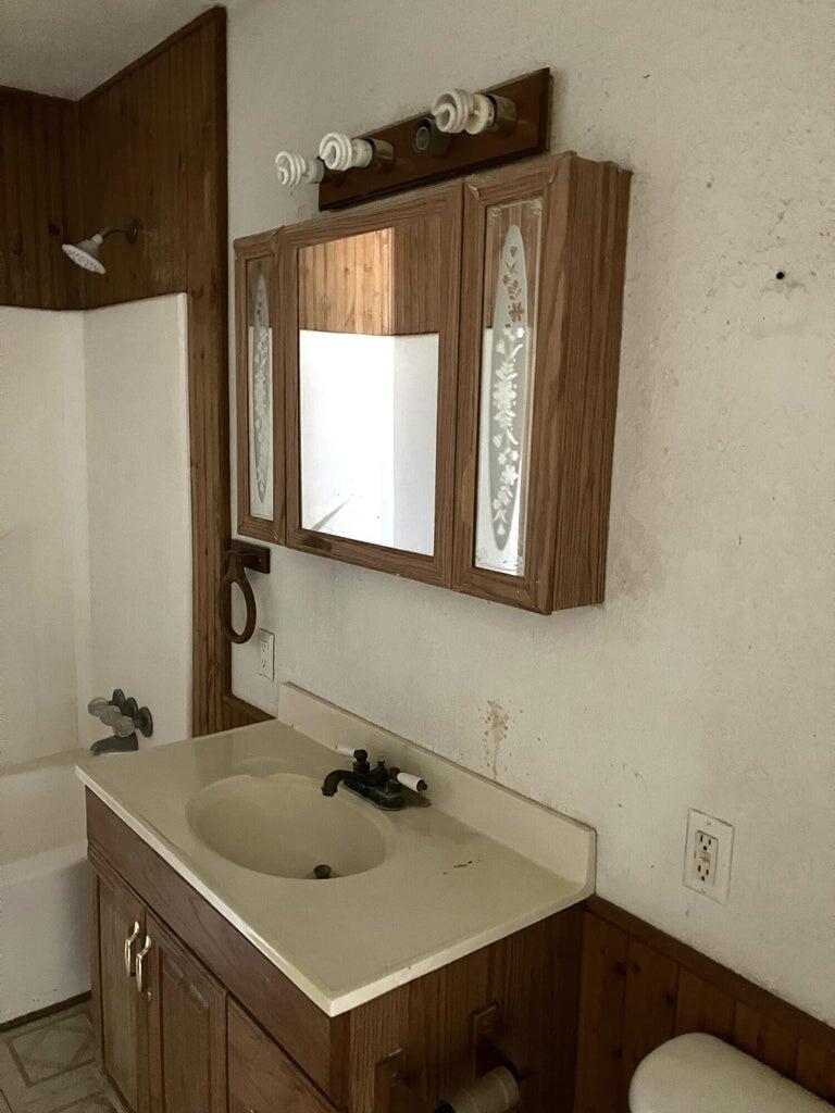 305 Southeast 8th Plainview, TX 79072 - Photo 28 of 63 28