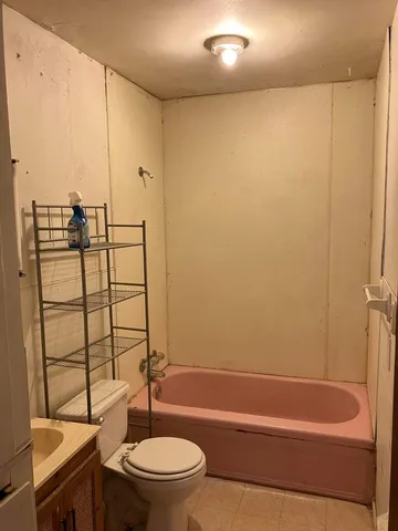 $68,500 | 305 Southeast 8th, Plainview, TX 79072