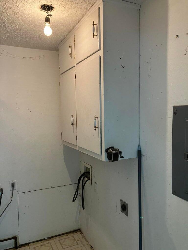 305 Southeast 8th Plainview, TX 79072 - Photo 36 of 63 36