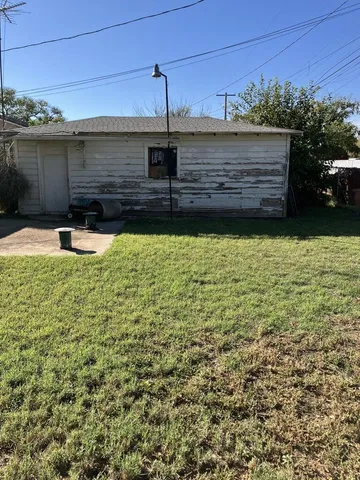 $68,500 | 305 Southeast 8th, Plainview, TX 79072