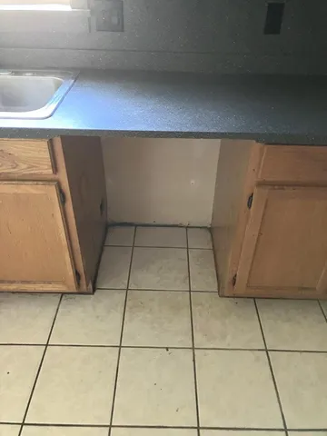 $68,500 | 305 Southeast 8th, Plainview, TX 79072