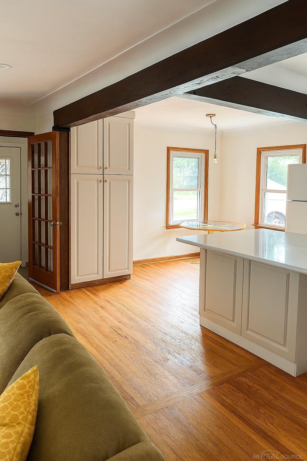 3652 Chicago Road Warren, MI 48092 - Photo 5 of 25
