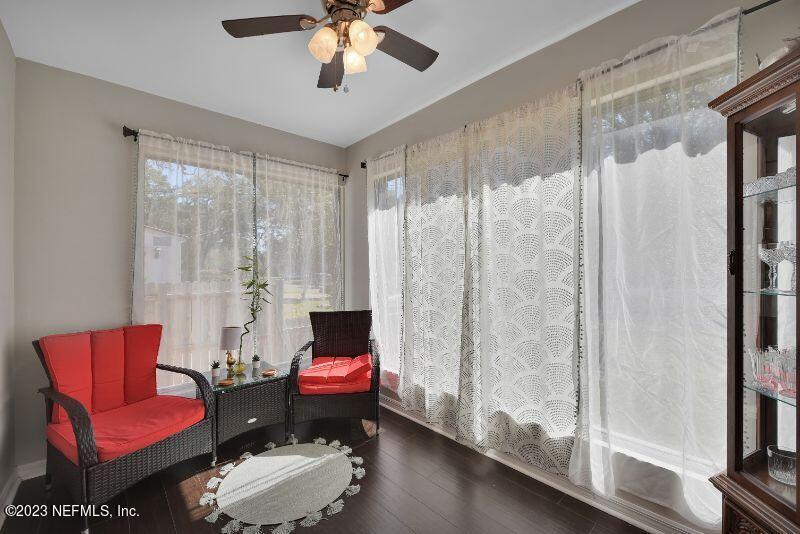 3333 Claremont Road Jacksonville, FL 32207 - Photo 3 of 20 Sunroom