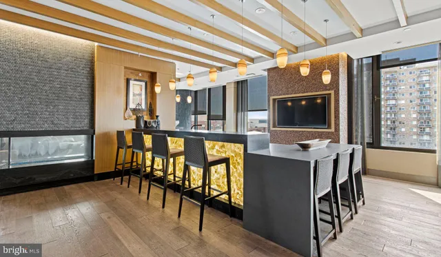 $3,849 | 8300 Wisconsin Avenue, Unit 2B1704, Bethesda, MD 20814