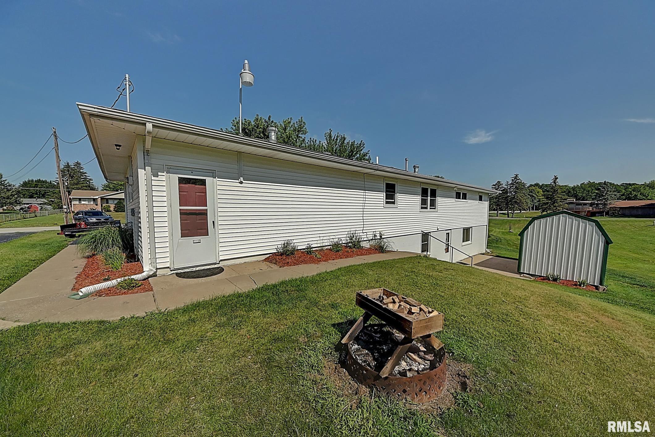 11711 Ridgewood Road Milan, IL 61264 - Photo 7 of 35 Gallery Image 7