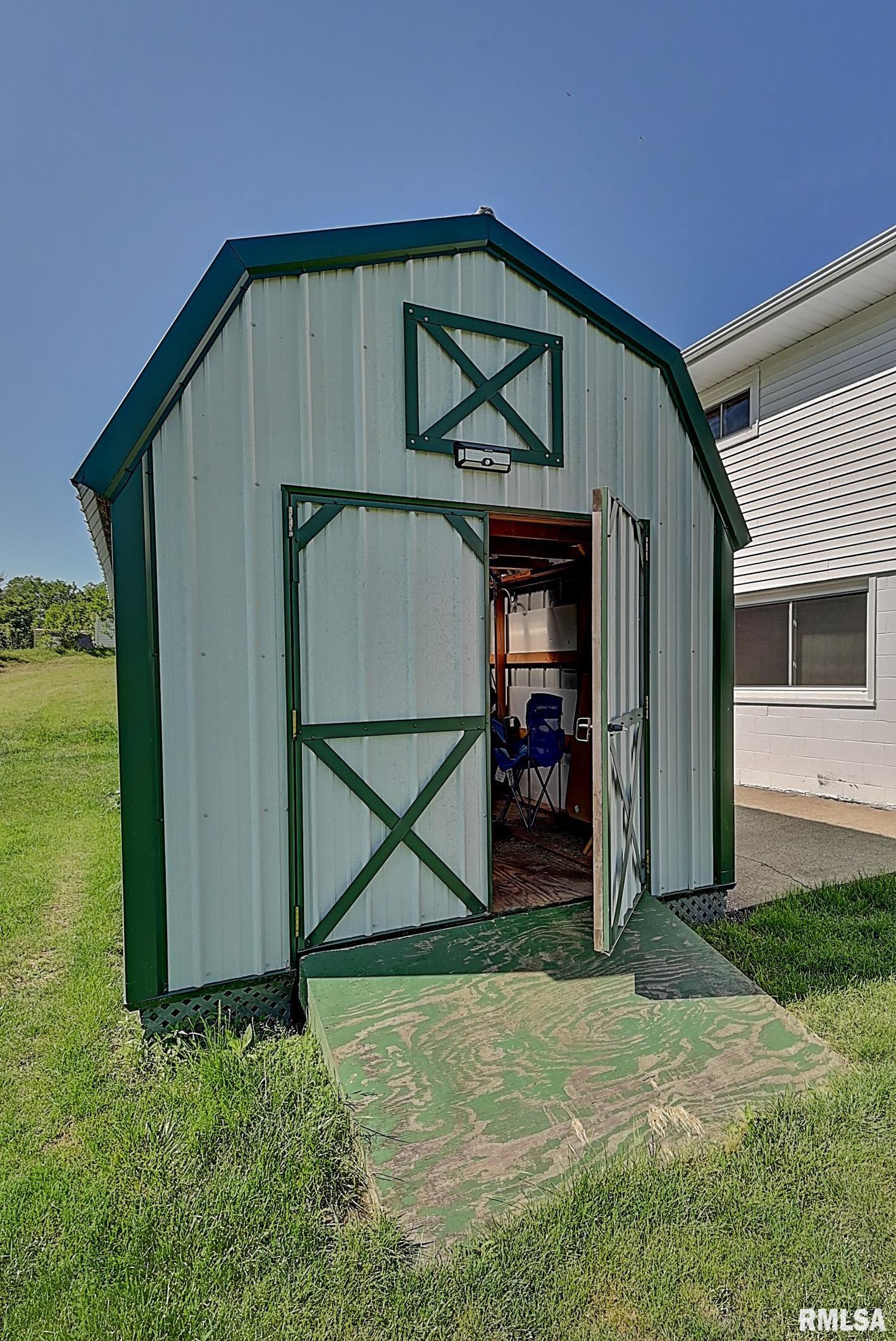 11711 Ridgewood Road Milan, IL 61264 - Photo 9 of 35 Gallery Image 9