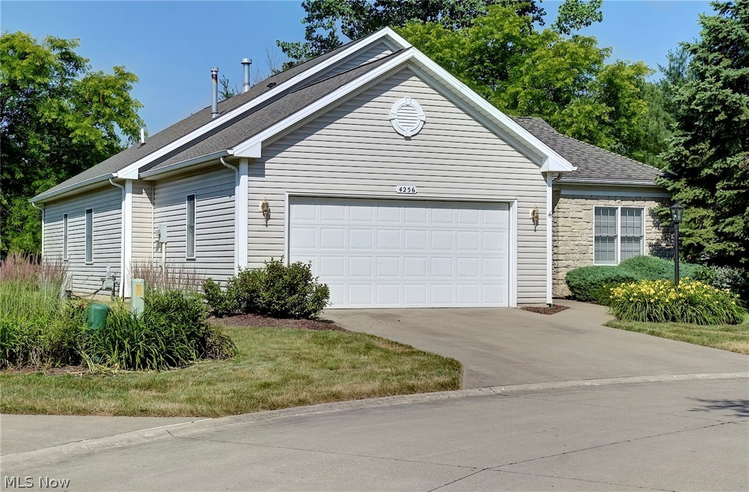 4256 Turtleback Cove Avon, OH 44011 - Photo 2 of 31