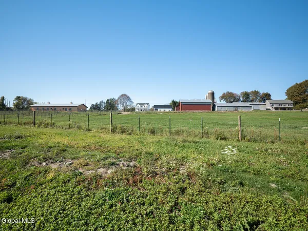 $2,585,000 | 282 Ridge Road, Stuyvesant, NY 12156