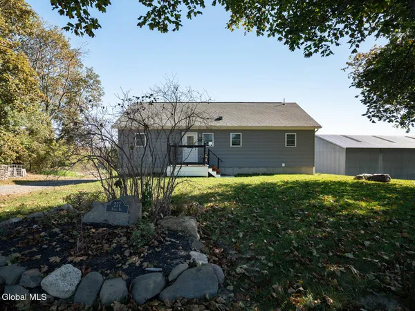 $2,585,000 | 282 Ridge Road, Stuyvesant, NY 12156