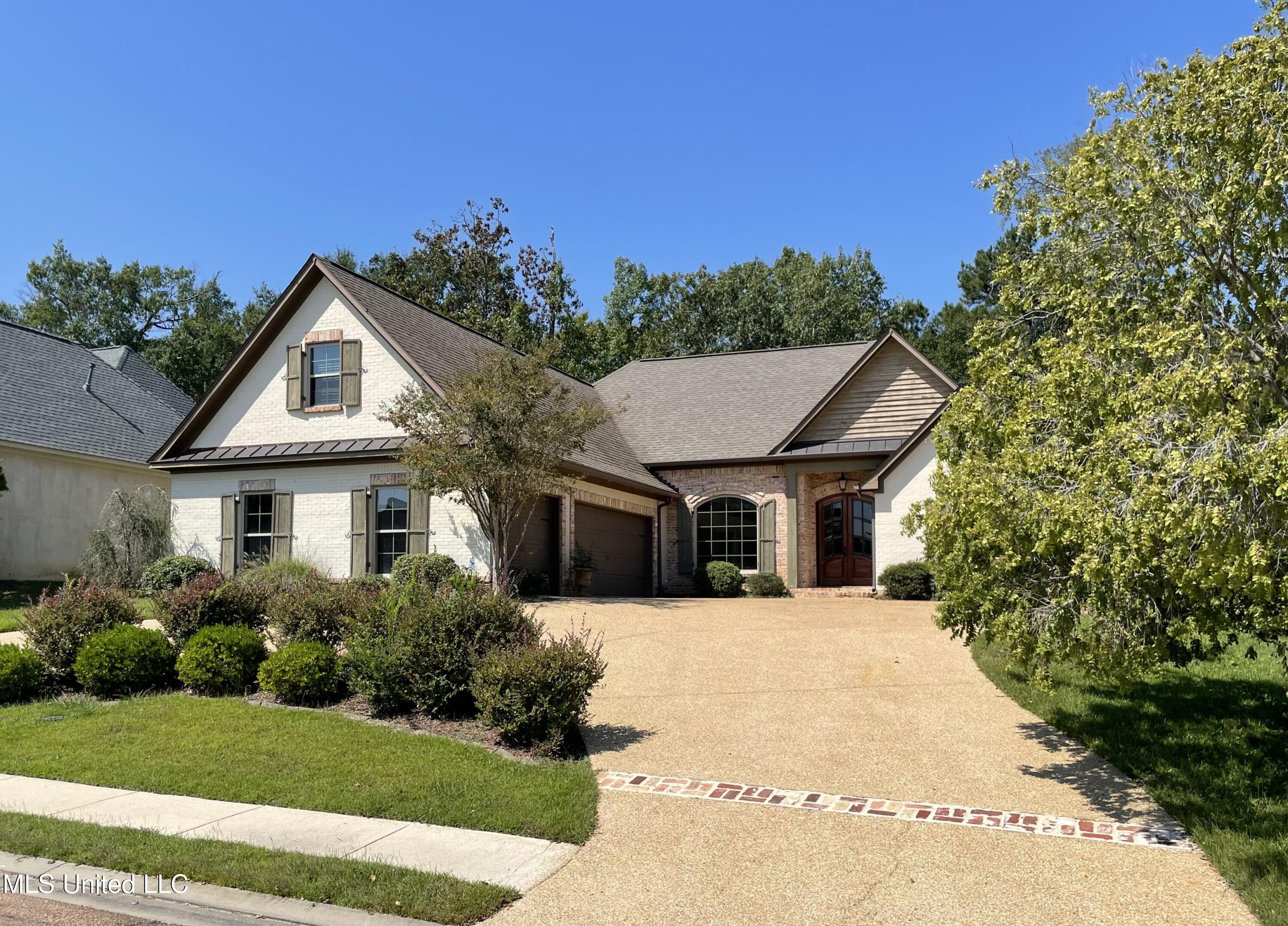 143 Huntington View Brandon, MS 39047 - Photo 1 of 56 Front