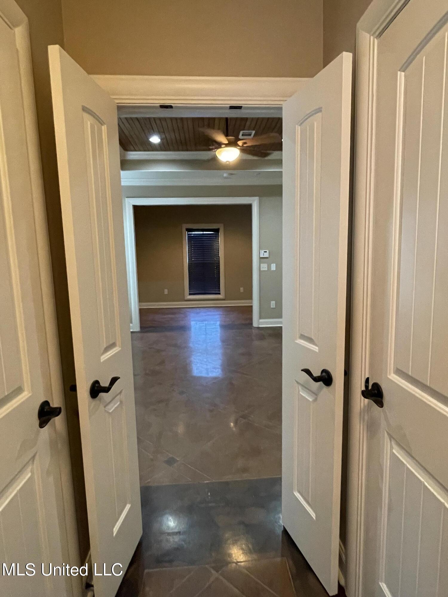 143 Huntington View Brandon, MS 39047 - Photo 35 of 56 gMaster11