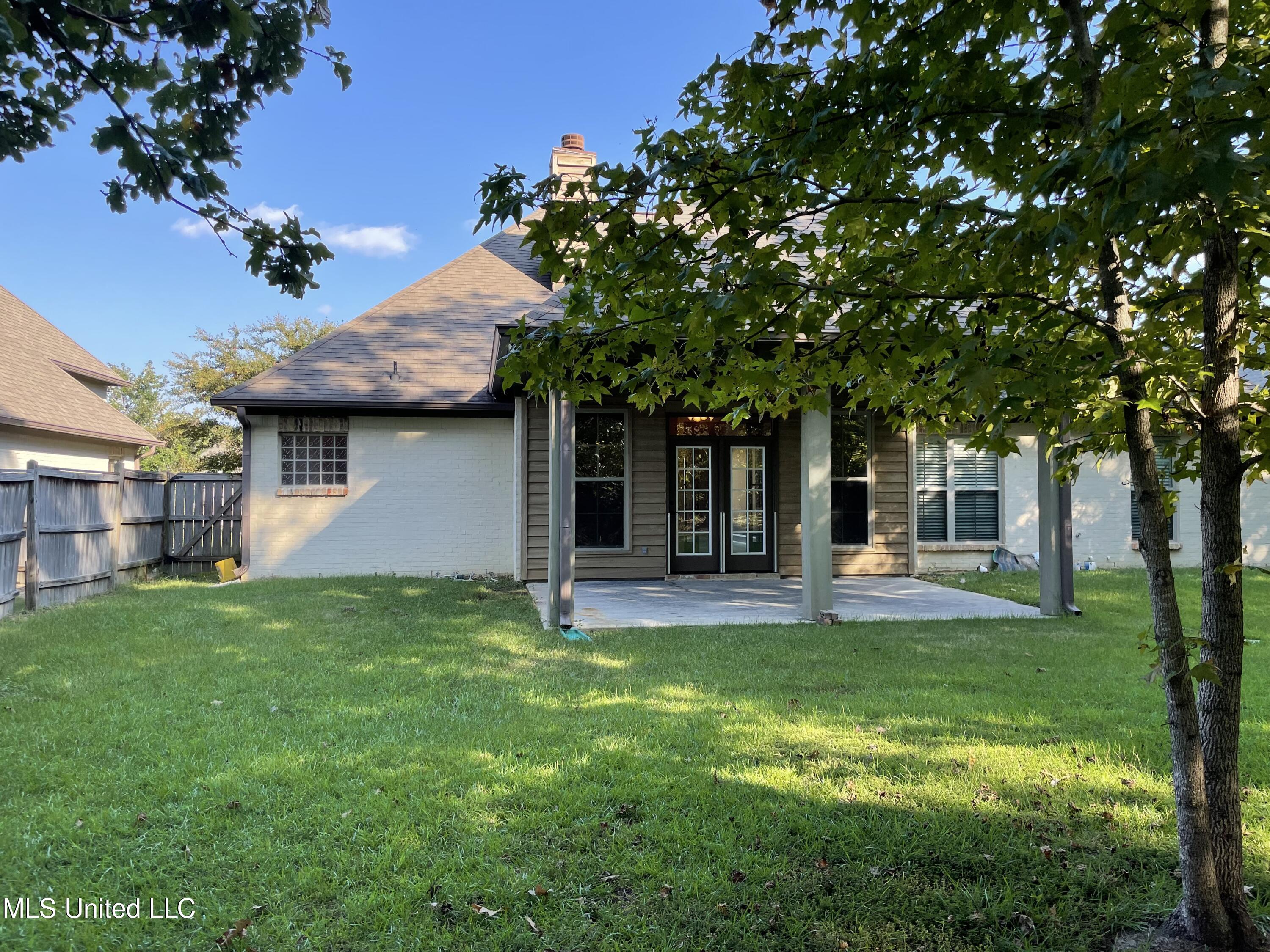 143 Huntington View Brandon, MS 39047 - Photo 50 of 56 lBack1