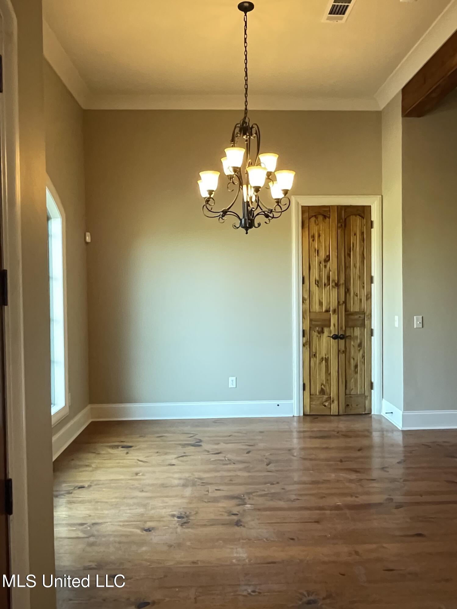 143 Huntington View Brandon, MS 39047 - Photo 6 of 56 cDining1