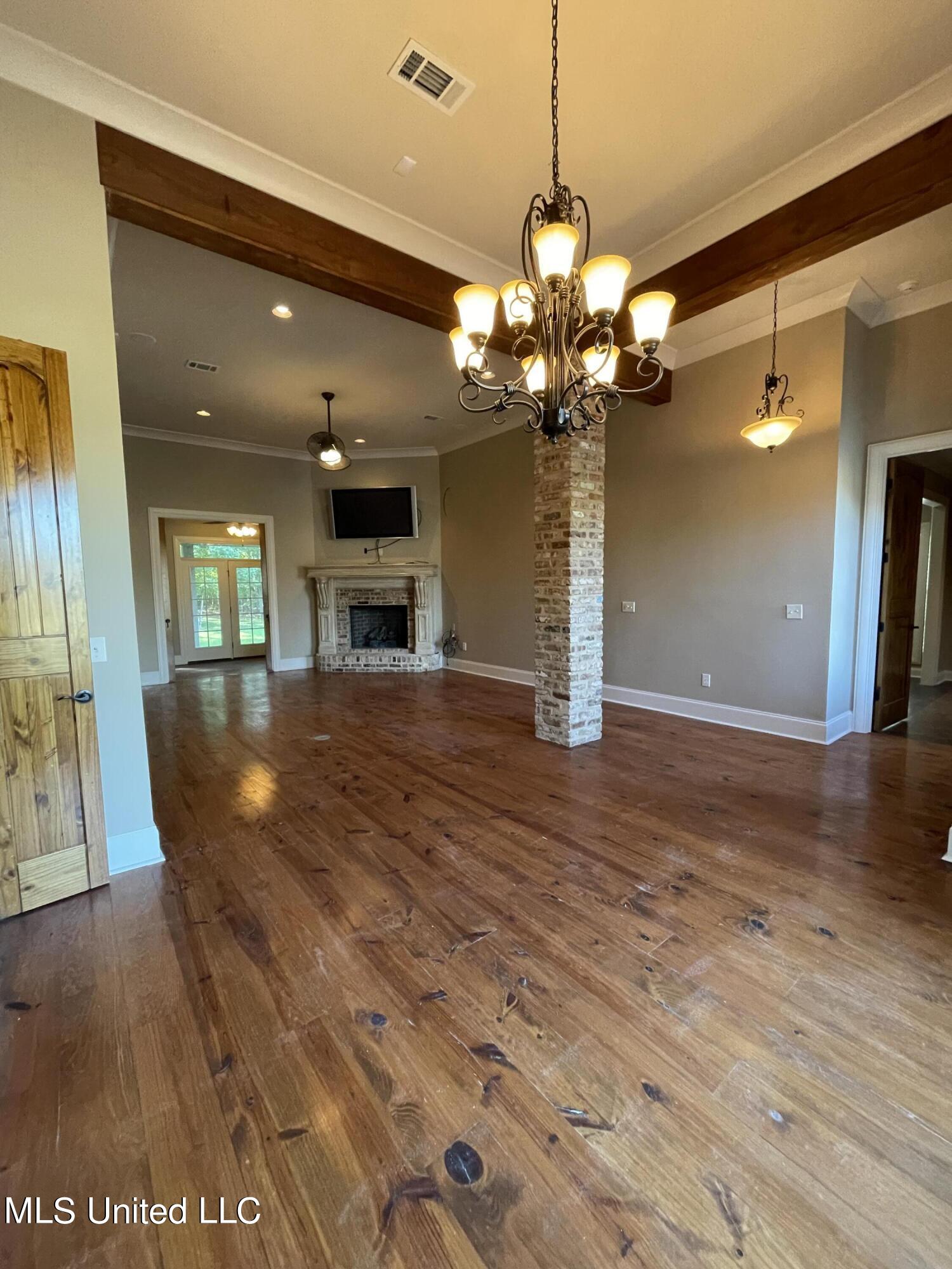 143 Huntington View Brandon, MS 39047 - Photo 9 of 56 dGreatroom2