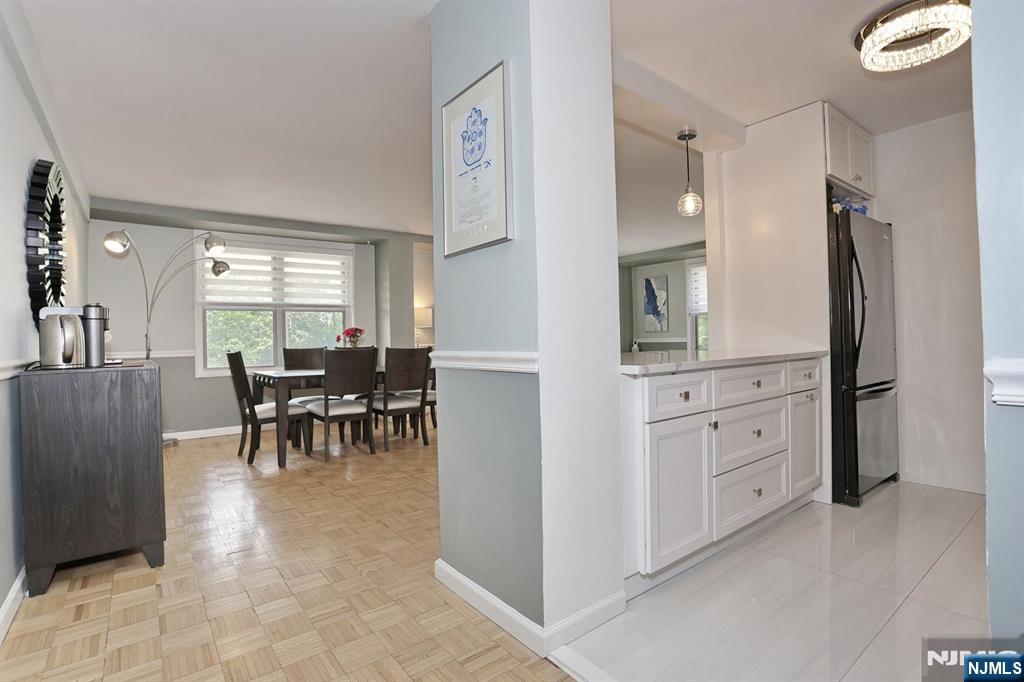 301 Beech Street, Unit 2H Hackensack, NJ 07601 - Photo 10 of 38