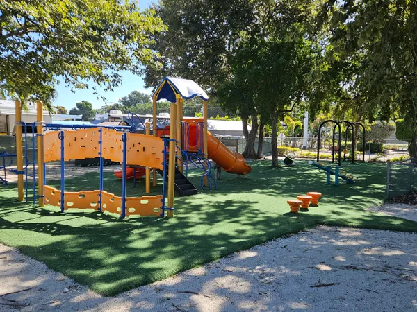 a view of a basketball court