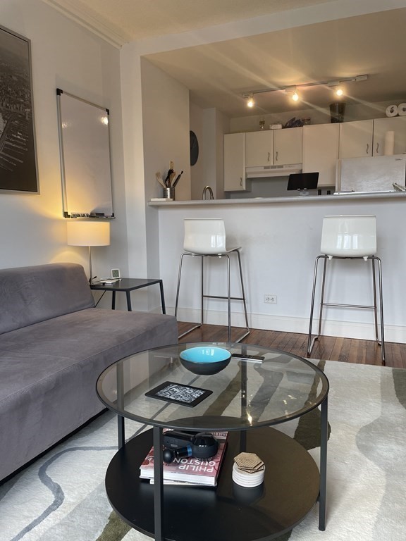534 Beacon Street, Unit 902 Boston, MA 02215 - Photo 5 of 19