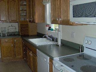 2760 Blue Bush Road Monroe, MI 48162 - Photo 4 of 8 684121-3.JPG