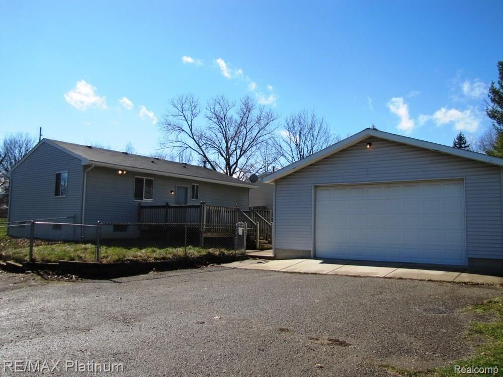 262 Mason Road Howell, MI 48843 - Photo 2 of 10 IMG_5463.JPG