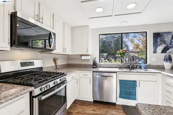 $1,250,000 | 300 Lodgepole Court, Martinez, CA 94553
