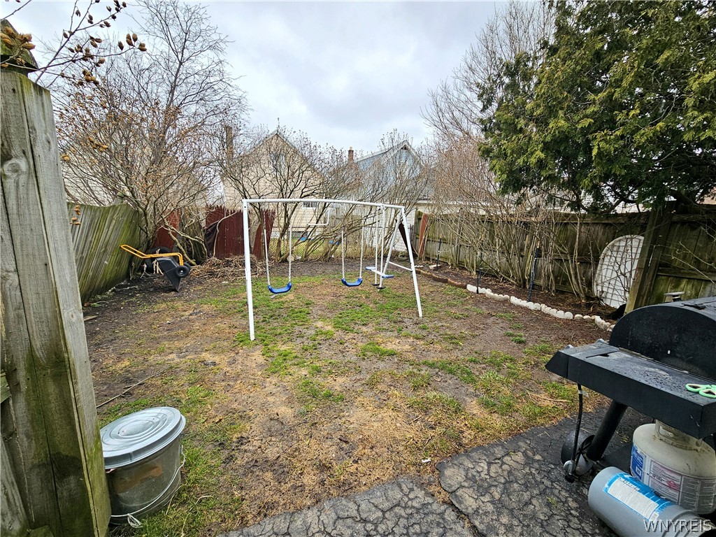 96 Fredro Street Buffalo, NY 14206 - Photo 2 of 20