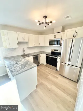 $3,400 | 1685 Westwind Way, Unit 181, McLean, VA 22102