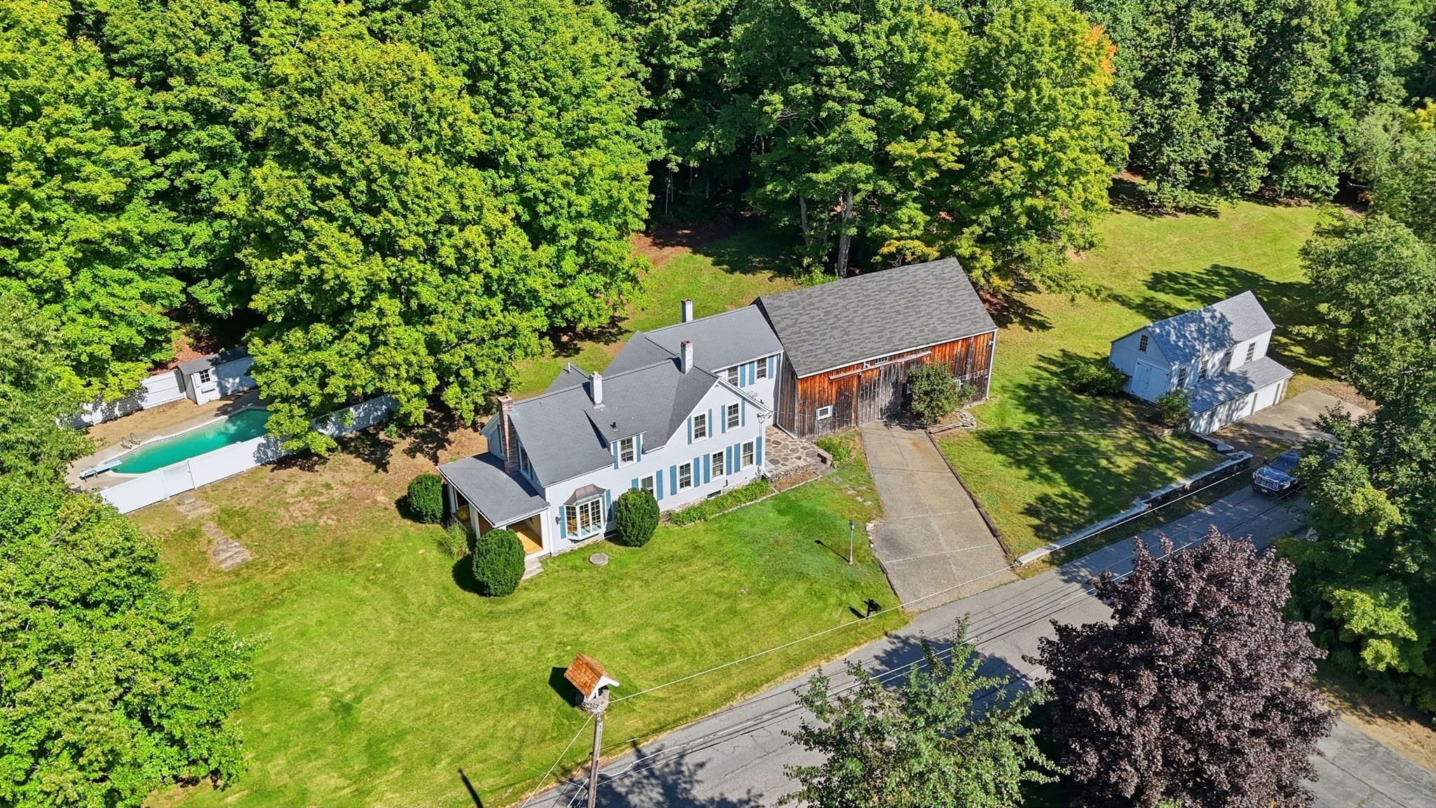 85 Wallace Hill Road Townsend, MA 01469 - Photo 4 of 23 Gallery Image 4