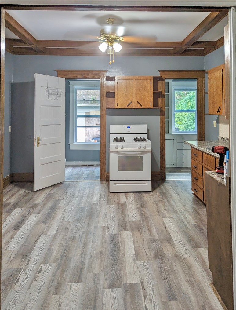 183 Alameda Street Rochester, NY 14613 - Photo 4 of 12