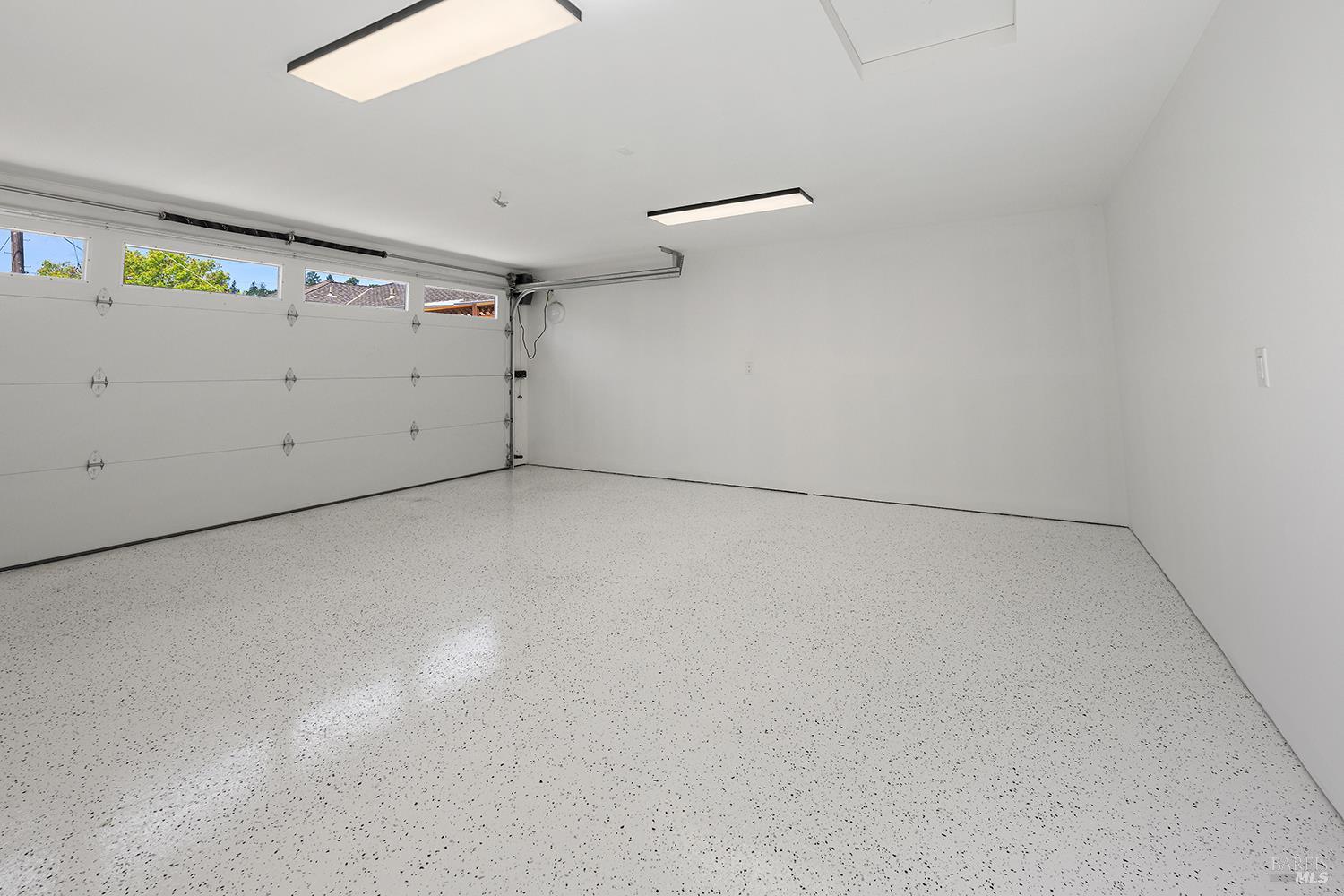 2152 Montecito Avenue Santa Rosa, CA 95404 - Photo 41 of 47 a view of a garage