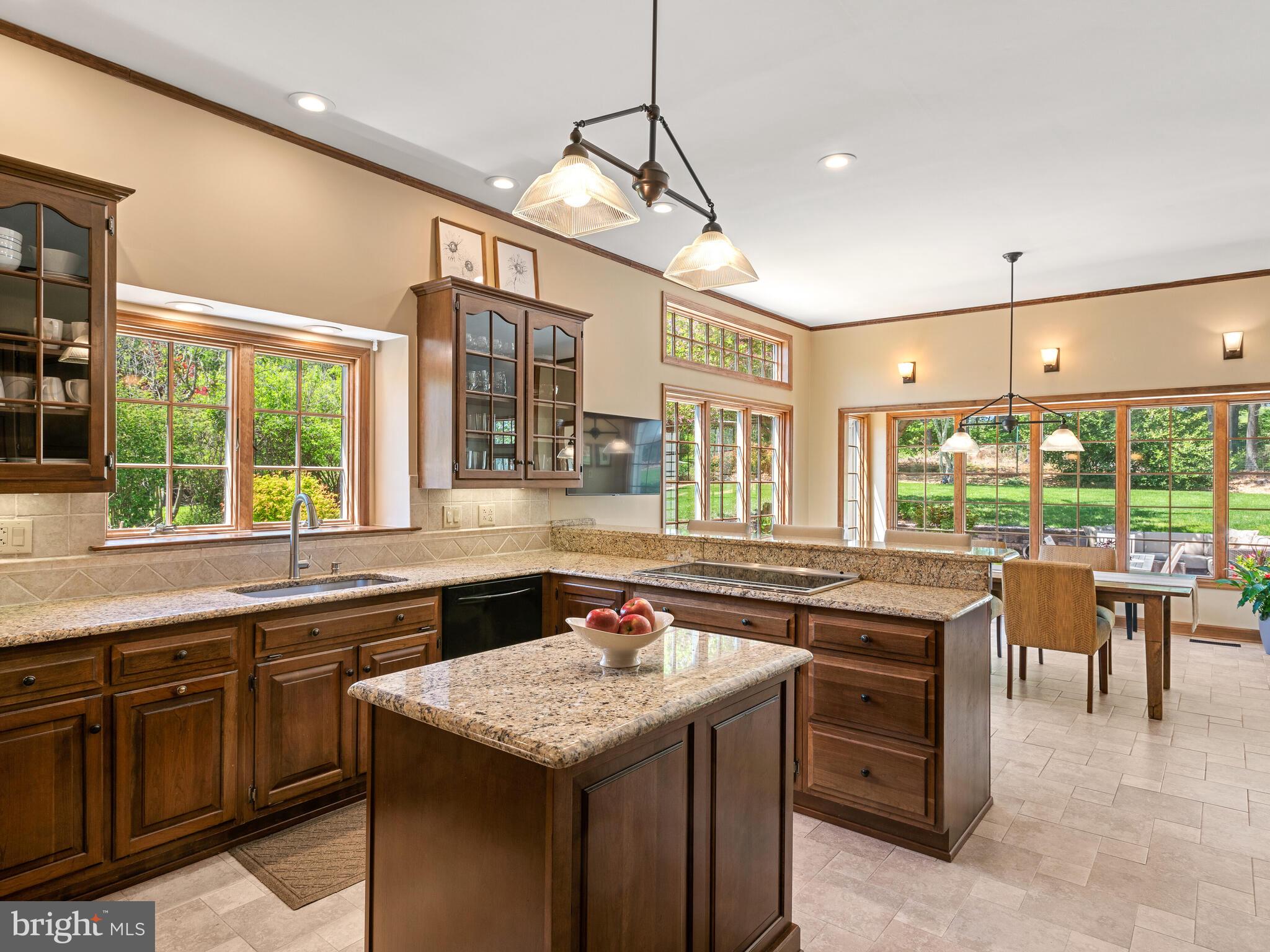 673 Thomas Jefferson Road Wayne, PA 19087 - Photo 22 of 64