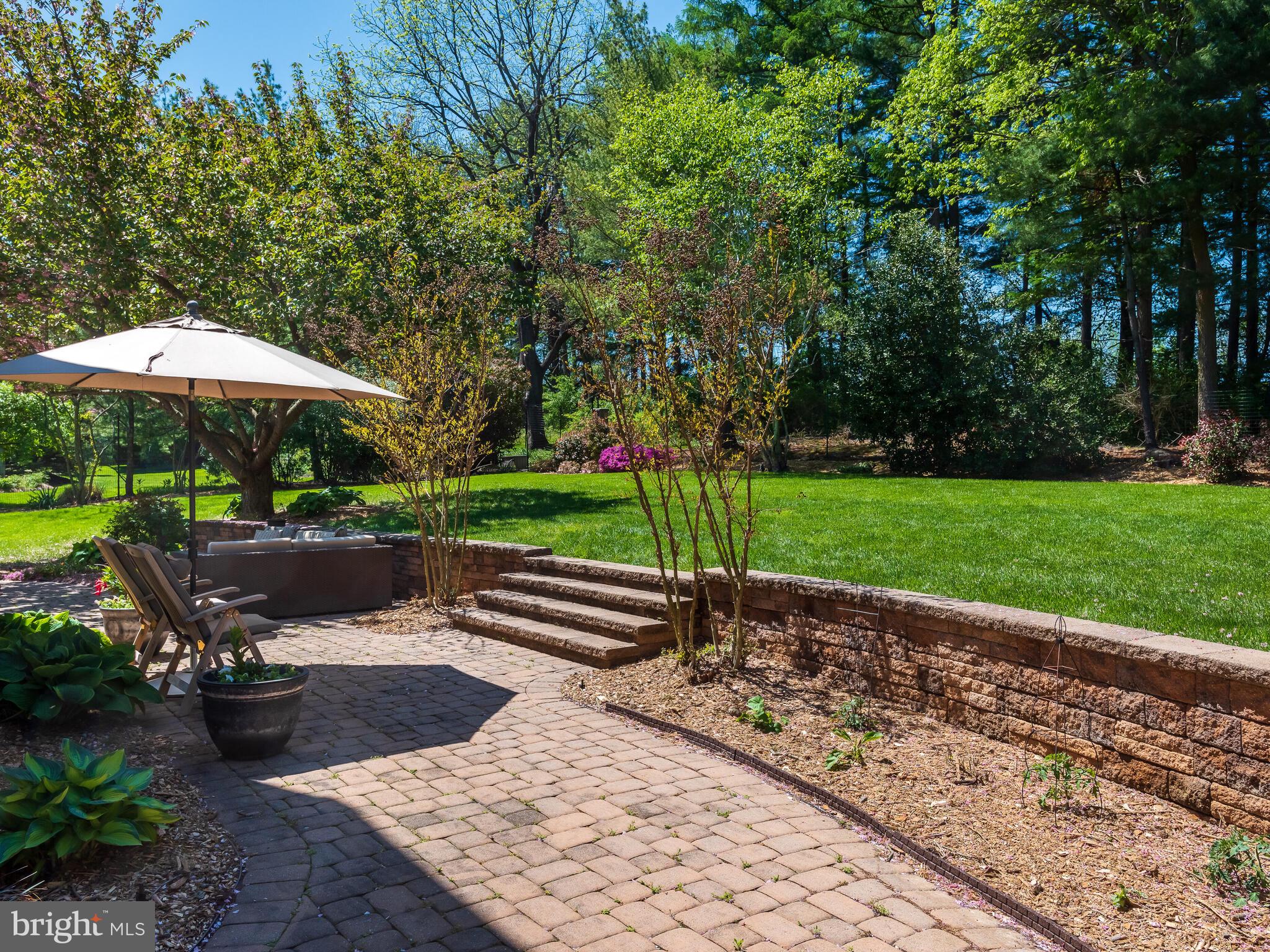 673 Thomas Jefferson Road Wayne, PA 19087 - Photo 53 of 64 a view of a patio with a yard