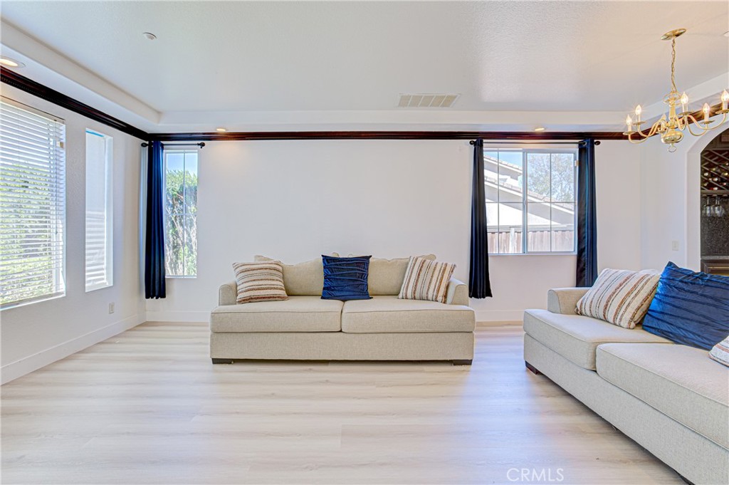 8034 Palm View Lane Riverside, CA 92508 - Photo 11 of 37