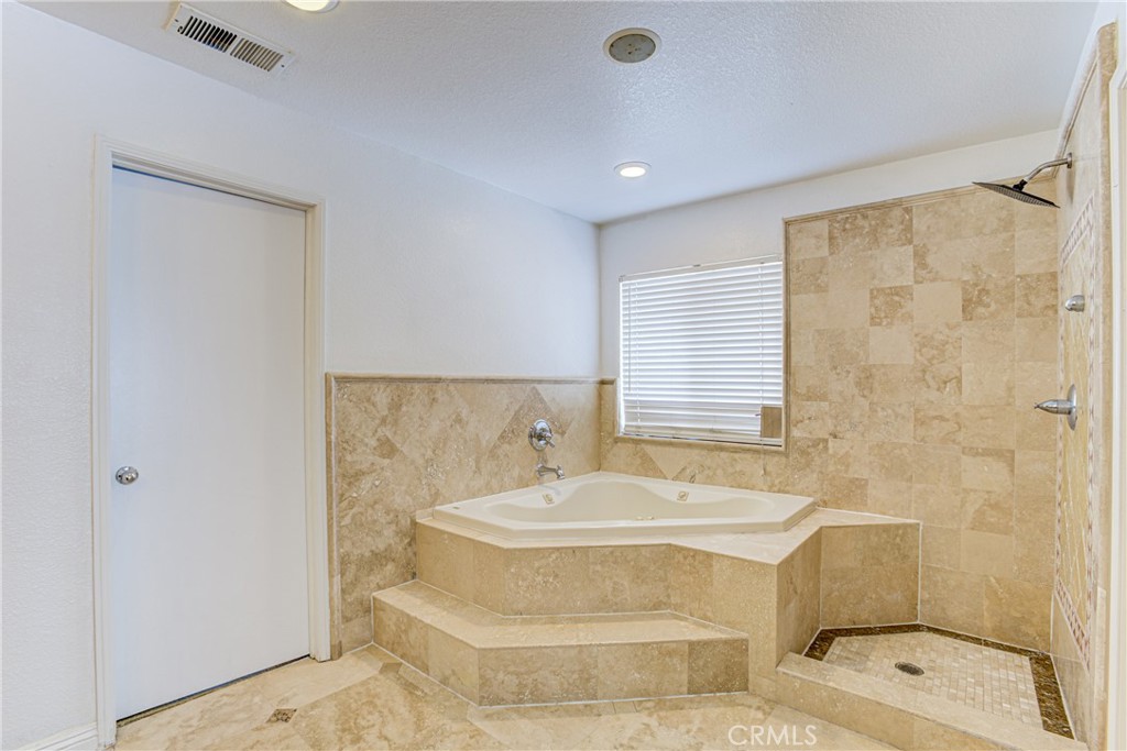 8034 Palm View Lane Riverside, CA 92508 - Photo 19 of 37 master bathroom
