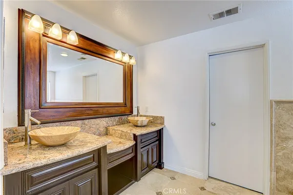 $859,000 | 8034 Palm View Lane, Riverside, CA 92508