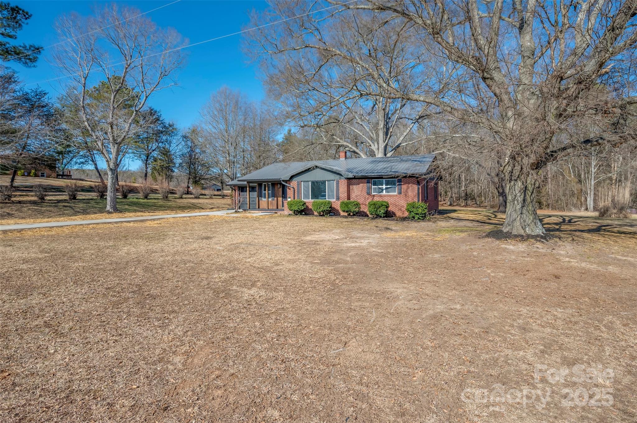 2197 Ferry Road Mooresboro, NC 28114 - Photo 4 of 29 Gallery Image 4