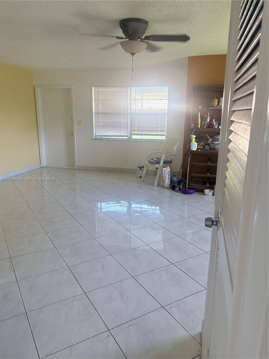 5300 Washington Street, Unit R101 Hollywood, FL 33021 - Photo 7 of 19