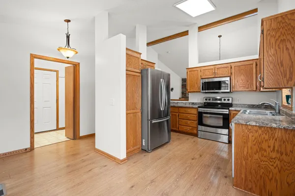 $380,000 | 27765 Woodland Drive, Chisago City, MN 55013