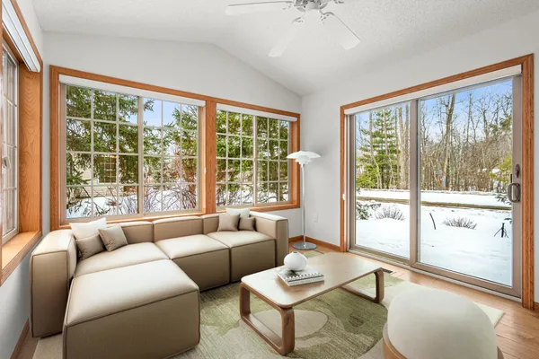 $380,000 | 27765 Woodland Drive, Chisago City, MN 55013