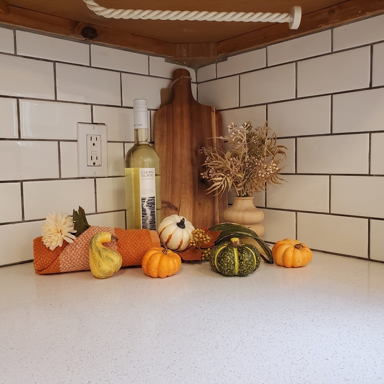 111 Rhinebeck Avenue Springfield, MA 01129 - Photo 7 of 22 Gallery Image 7