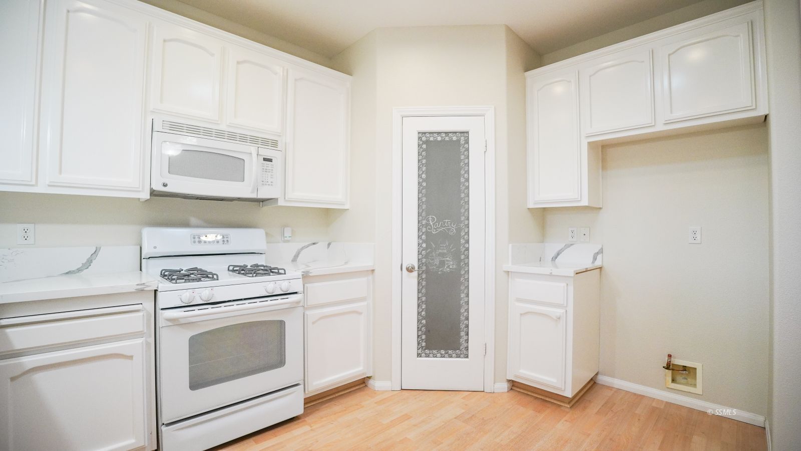 1301 South McCall Street Ridgecrest, CA 93555 - Photo 11 of 31 Gallery Image 11