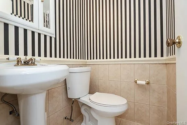 $395,000 | 603 Blue Ridge Drive, Medford, NY 11763