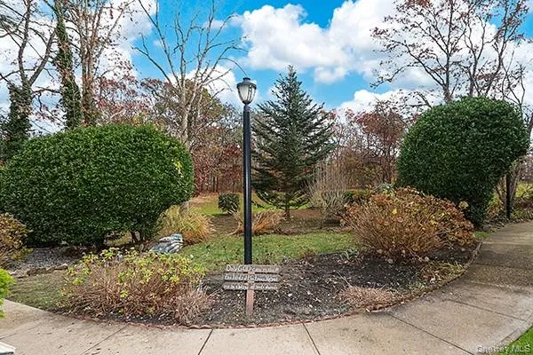 $395,000 | 603 Blue Ridge Drive, Medford, NY 11763